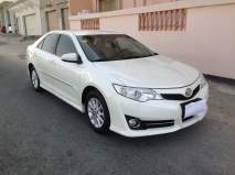 للبيع تويوتا camry 2012