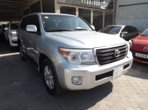 للبيع تويوتا Land Cruiser  2013