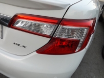 للبيع تويوتا camry 2013