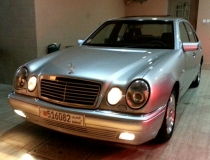 للبيع مرسيديس E class 1998