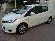 للبيع تويوتا Yaris 2013