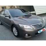 للبيع تويوتا camry 2011