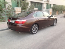 للبيع هوندا Accord 2013
