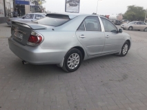 للبيع تويوتا camry 2005