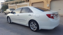 للبيع تويوتا camry 2014