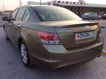 للبيع هوندا Accord 2008