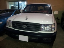 للبيع تويوتا  2001