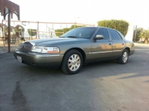 للبيع فورد Grand Marquis 2004