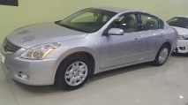 للبيع نيسان Altima 2011