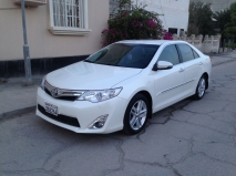 للبيع تويوتا camry 2014