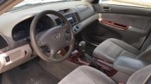 للبيع تويوتا camry 2005