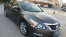 للبيع نيسان Altima 2013