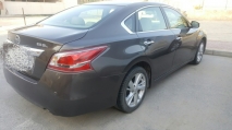 للبيع نيسان Altima 2013