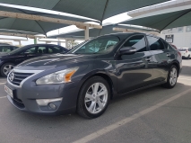 للبيع نيسان Altima 2013