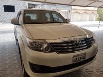 للبيع تويوتا Fortuner 2014