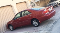 للبيع تويوتا camry 2005