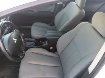 للبيع متسوبيشي Galant 2011