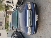 للبيع فورد Crown Victoria 2004