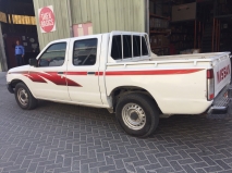 للبيع نيسان L200 2005