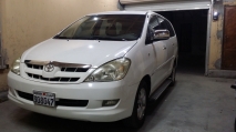 للبيع تويوتا Innova 2008