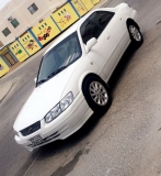 للبيع تويوتا camry 2000