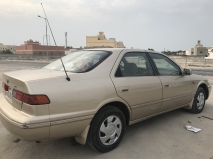 للبيع تويوتا camry 1999