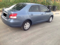 للبيع تويوتا Yaris 2011