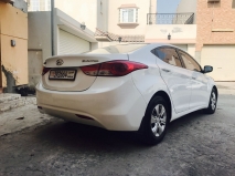 للبيع هونداي Elantra 2012