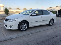 للبيع تويوتا camry 2014