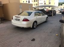 للبيع هوندا Accord 2006