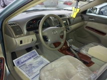 للبيع تويوتا camry 2005