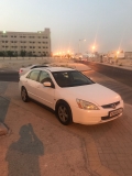 للبيع هوندا Accord 2004