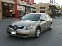 للبيع نيسان Altima 2009