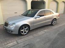 للبيع مرسيديس E class 2009