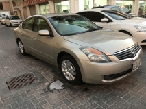 للبيع نيسان Altima 2009