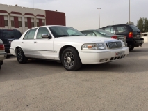 للبيع ميركوري Grand Marquis 2008