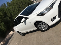 للبيع تويوتا Yaris 2015