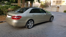 للبيع مرسيديس E class 2010