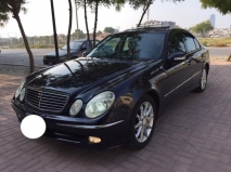 للبيع مرسيديس E class 2004