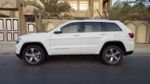 للبيع جيب Grand Cherokee 2015