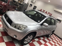 للبيع تويوتا RAV4 2006