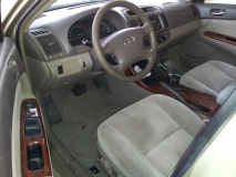 للبيع تويوتا camry 2004