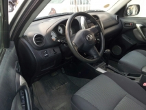 للبيع تويوتا RAV4 2004