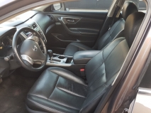 للبيع نيسان Altima 2013