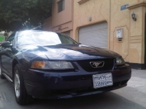 للبيع فورد Mustang  2001