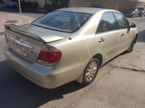 للبيع تويوتا camry 2006