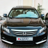 للبيع هوندا Accord 2012