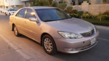 للبيع تويوتا camry 2005