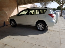 للبيع تويوتا RAV4 2012