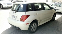 للبيع تويوتا XA 2005